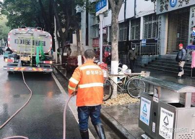 蔡甸：街净巷洁迎新春