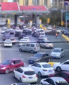 提醒广大车主：高速蔡甸出入口临时封闭