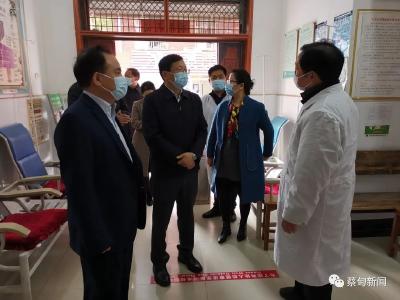 市人大常委会调研组调研蔡甸区村卫生室建设及运行情况