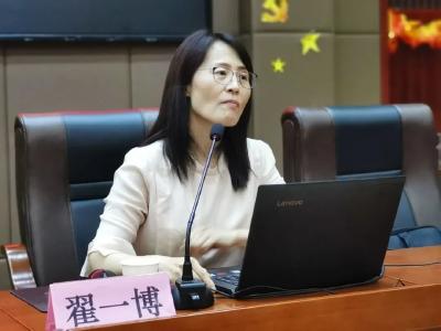 市关工委“跟党走”五老报告团走进中法友谊小学宣讲