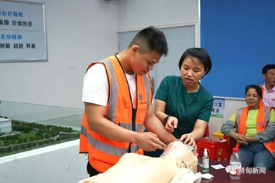 蔡甸：关爱农民工健康 爱心义诊进项目工地