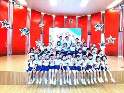 区直属幼儿园：“童心向党 经典诵读”庆百年华诞