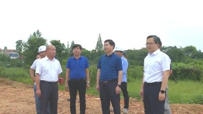 郝胜勇实地调研灾后重建安置点项目建设 有力有序推进灾后重建