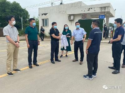 市统筹疫情防控和经济社会发展督导服务组调研蔡甸区部分企业