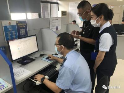 蔡甸这个企业服务专区 “保姆式”服务让企业办事更省心
