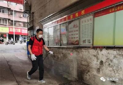 不落一个口子 蔡甸“红马甲”当好社区防疫“守门员”