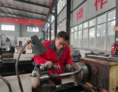 蔡甸小企业小成果获得武汉市优秀成果奖