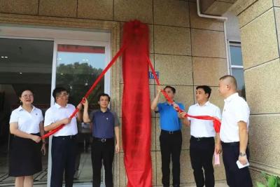 索河街道与武汉市政建设集团共同打造“国企联村”示范项目正式挂牌