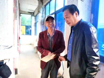 蔡甸区气象局慰问退休老干部