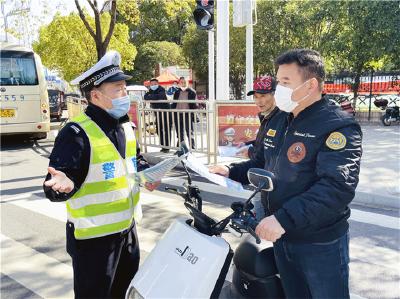 蔡甸：文明交通进驾校  安全从“起步”抓起
