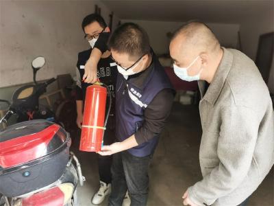 蔡甸街道强化隐患排查 筑牢冬季消防安全“防火墙”