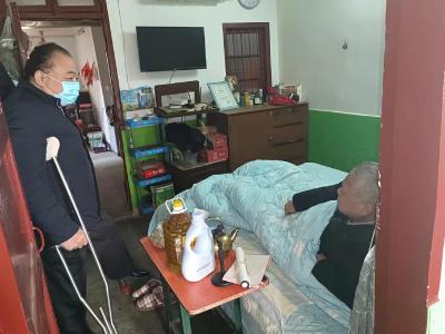 市残联慰问蔡甸区困难残疾人