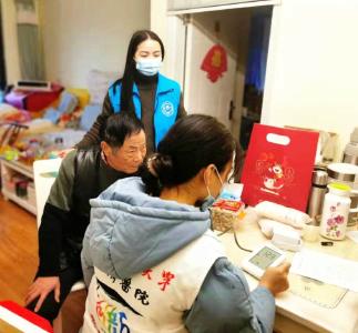 新春走基层丨中法城同济社区志愿服务活动“燃”起浓浓年味