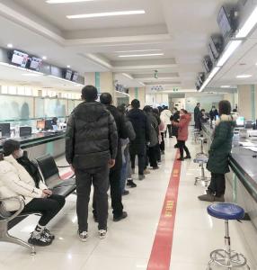 一天办理800件，蔡甸迎来新社保系统上线首日“小高峰”