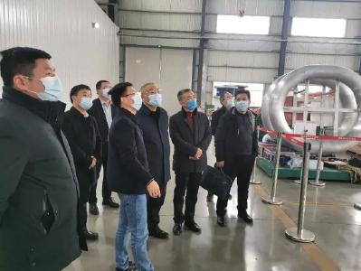 省经信厅副厅长江斌调研蔡甸区省级“专精特新”企业
