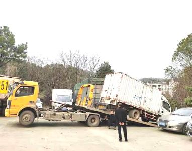 严厉打击！蔡甸区查处一辆非法加油车