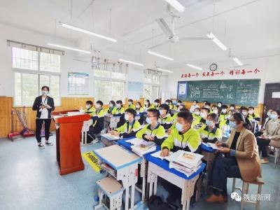 展风采促提升 蔡甸洪北片区学校开展新进教师公开课展示