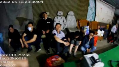 躲在鱼塘内赌博？蔡甸警方闪电出击端掉一野外赌窝