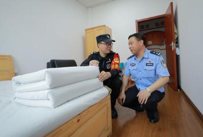 “送教上门”，蔡甸全警实战大练兵促民安