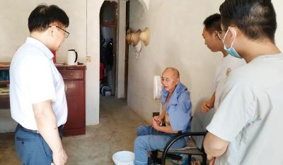 下基层察民情解民忧暖民心丨蔡甸区公共资源交易中心为困难人群送温暖 