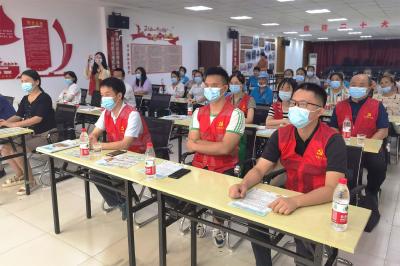 蔡甸：普法宣传进社区 法治意识入人心