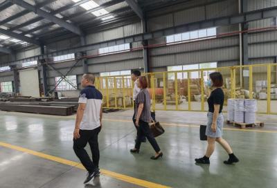 下基层察民情解民忧暖民心 | 蔡甸：走访+问需+解难 法治服务企业“零距离”