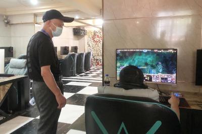 蔡甸金晖志愿者连续13年奉献 点亮城市“文明之光”