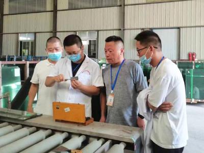 下基层察民情解民忧暖民心丨蔡甸：精准施“测” 服务企业高质量发展