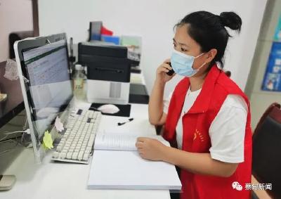 看，盛夏里蔡甸这抹“志愿红”