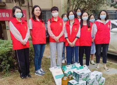  下基层察民情解民忧暖民心 | 重阳慰问送温情，浓浓关怀暖人心