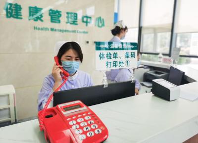  国庆我在岗丨假期不停歇，蔡甸劳动者坚守平凡岗位