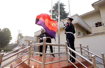 蔡甸区举行庆祝第三个“中国警察节”暨升警旗宣誓仪式