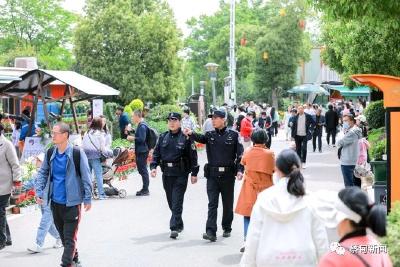  武汉蔡甸公安：贴心守护 让每名游客体验优质服务