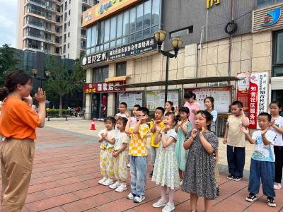 蔡甸：童心伴映夕阳红 老少同乐庆“六一”