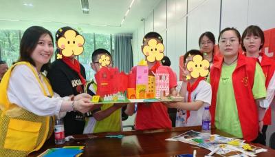 蔡甸学子进高校，“触手”大学梦