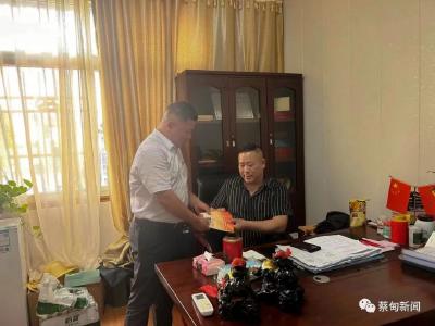 优化营商环境 | 暖心惠企 蔡甸消泗便民服务直通车开到企业“家门口”