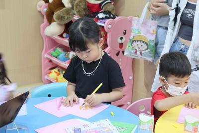 华师学子青春助力 中法城同济社区暑期夏令营开班