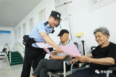  见事管事 守护百姓平安 蔡甸大集有位90后挂职副所长