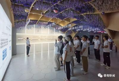 高校学子走进蔡甸重点企业 “双向奔赴”美好未来