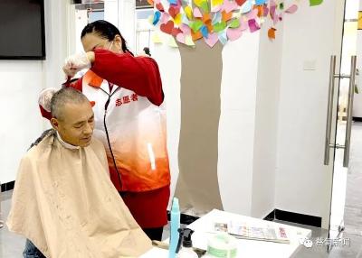 便民快闪、黏土DIY、安全科普……中法城同济社区暑期活动缔造居民幸福生活
