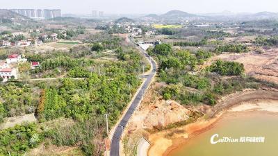 高质量发展·聚焦“十大工程” | 连接蔡甸与汉川 这条“高龄”道路“焕新”