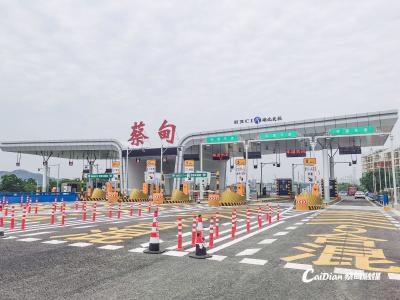 治超机器人将“上岗”！新蔡甸收费站通行预计提速20%