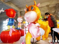 办起灯展迎元旦
