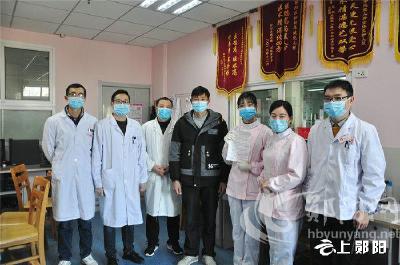 “救命恩人 原来你是白衣天使”