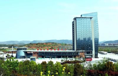 关于郧阳汽车客运站转场至长岭汽车客运站经营的通告