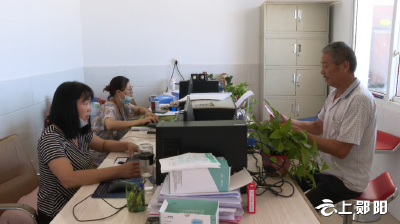 村民办事酷热难当 疾控及时送去空调