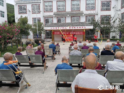 安阳镇开展省党代会文艺宣讲活动