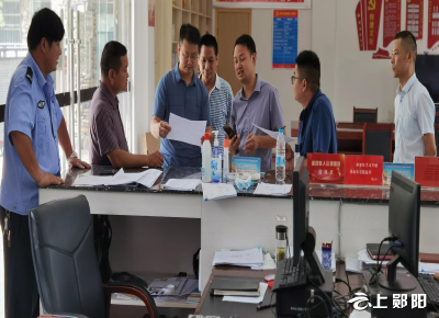 区财政局扎实做好下基层实践活动“后半篇文章”