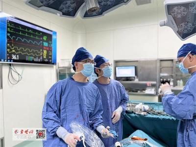 婴儿患罕见先天性巨输尿管症 十堰人医泌尿外科专家腹腔镜下微创手术除病根