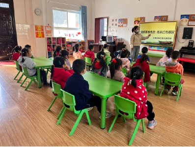 郧阳区大柳乡中心幼儿园开展清明节主题教育活动